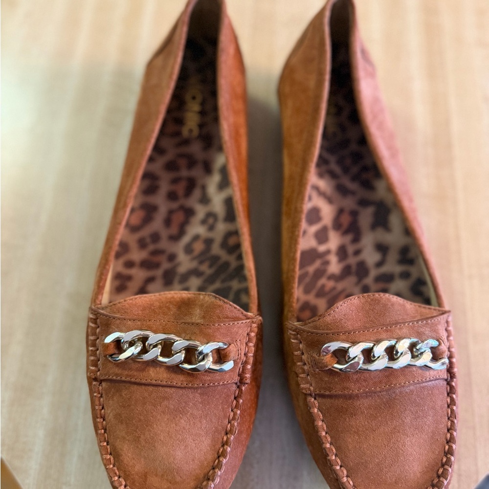 Vionic Brown Suede Mesa Loafers